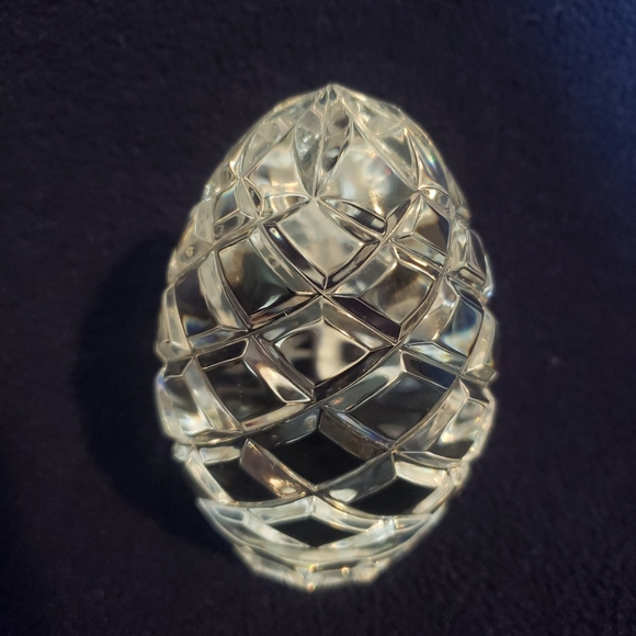Sullivans Crystal Egg Paperweight HandMade 24% PbO, Etched Starburst Poland - Picture 2 of 3